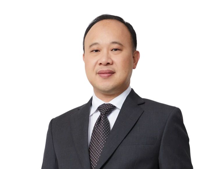 นายสุรวิชญ์ เจียรพงษ์